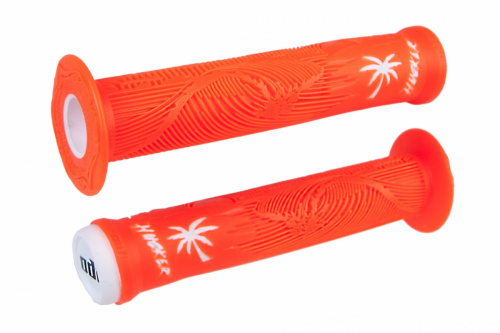 Грипсы 160мм, оранжево-белые, с фланцем, антипроскальзывающий материал, с пластик грипстопами. для велосипеда