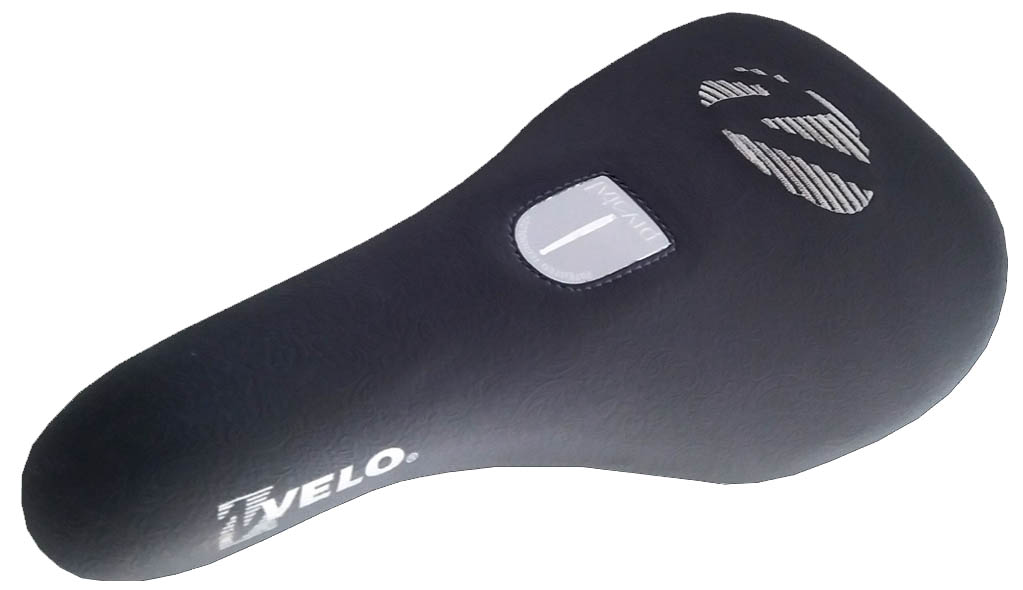 Седло Pivotal, 234х131мм, чёрное, с лого "Velo".