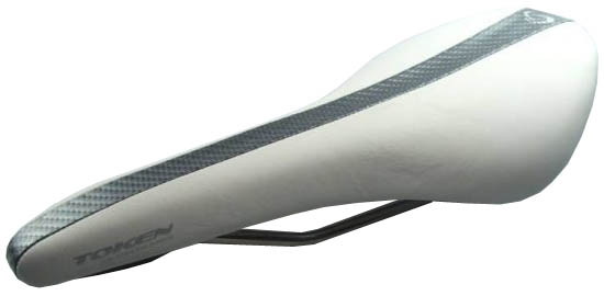 Седло 298x137мм, рельсы Ti сплав, белое, база армиров. карбоном, лого "TOKEN", 252г. для велосипеда