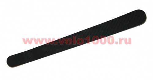 Защита пера от цепи 260х27х20мм, чёрный карбон-полиуретан, с лого "Velo". для велосипеда